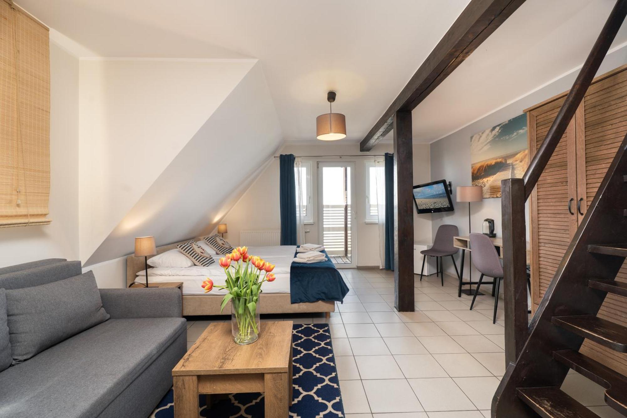 Male Morze Hotel Chałupy Eksteriør billede