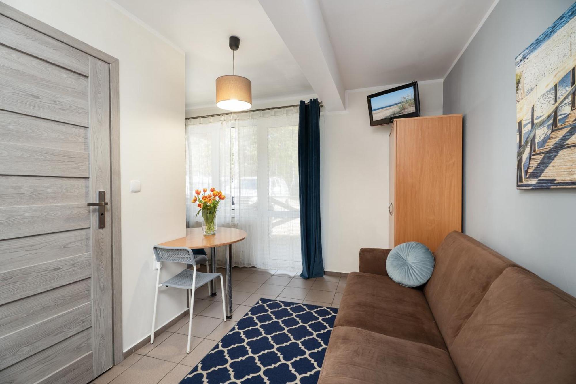 Male Morze Hotel Chałupy Eksteriør billede